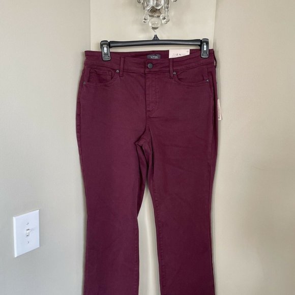 NYDJ Women's Size 12 Marilyn Straight Denim Jeans, Marron Burgundy Red, NWT - Picture 3 of 7